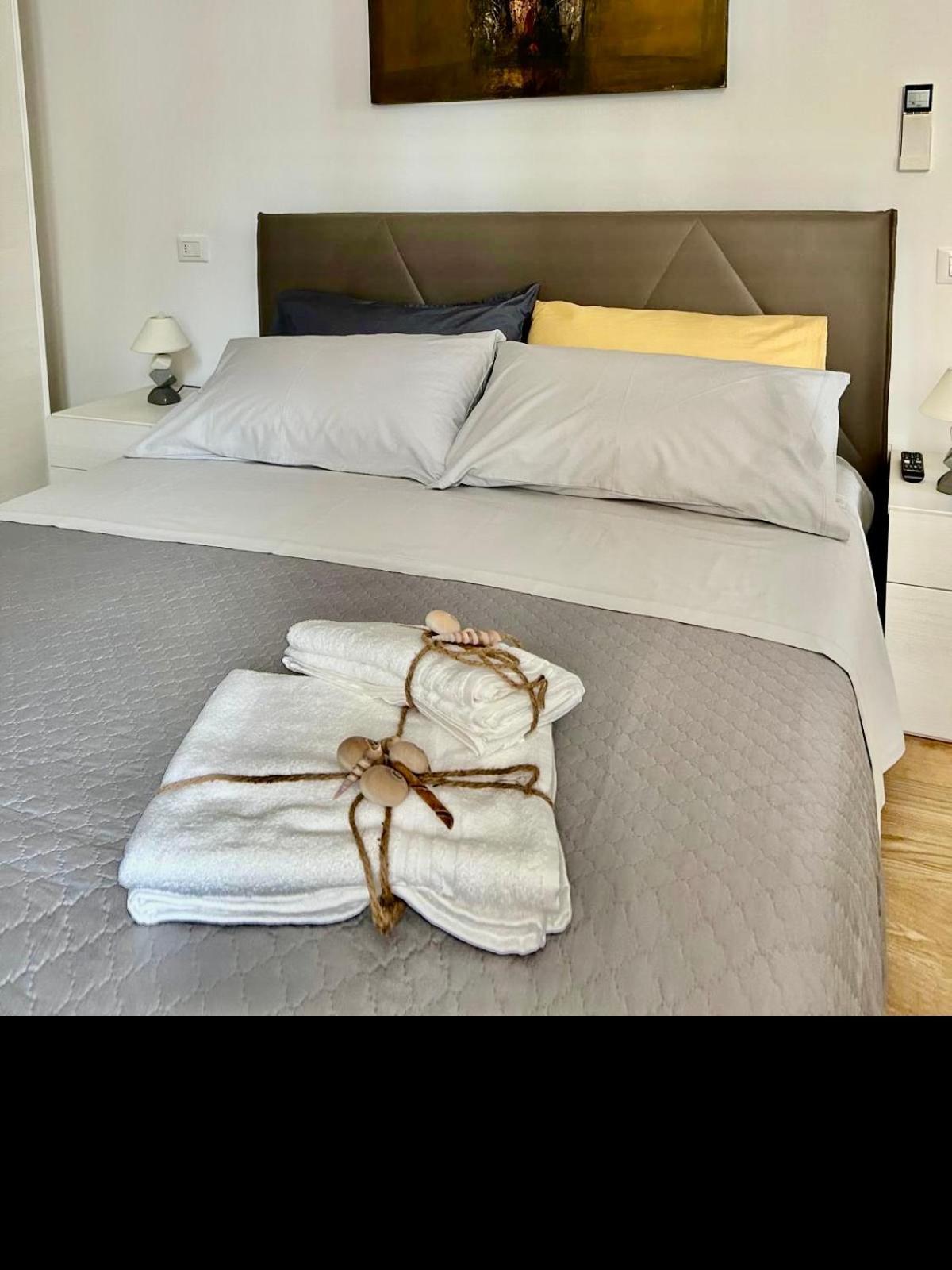 Palazzo Galileo Apartment Сан Бенедето дел Тронто Екстериор снимка
